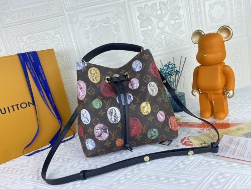 Brenndasneakers L*ouis V*uitton Bag Top Quality 26*22*27cm