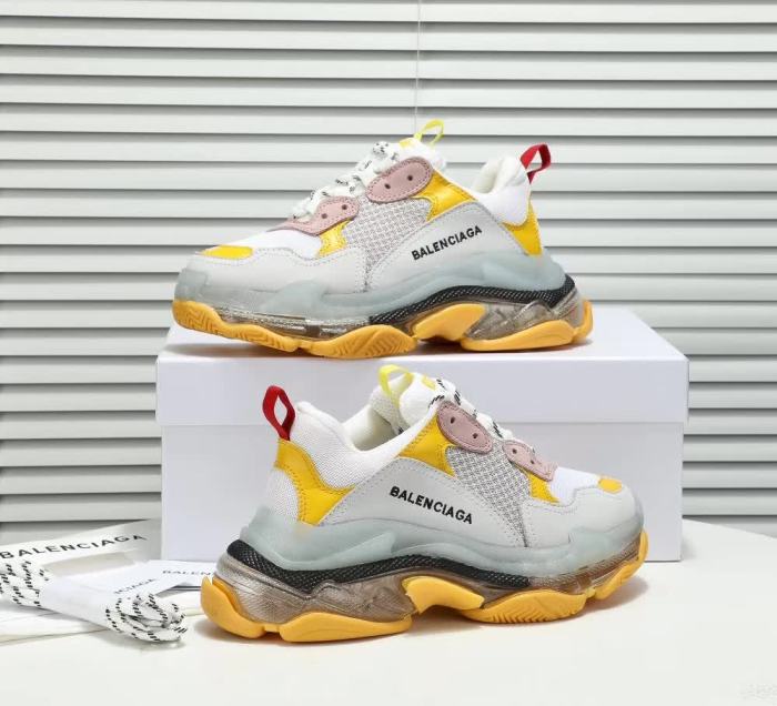 Brenndasneakers B*lenciaga