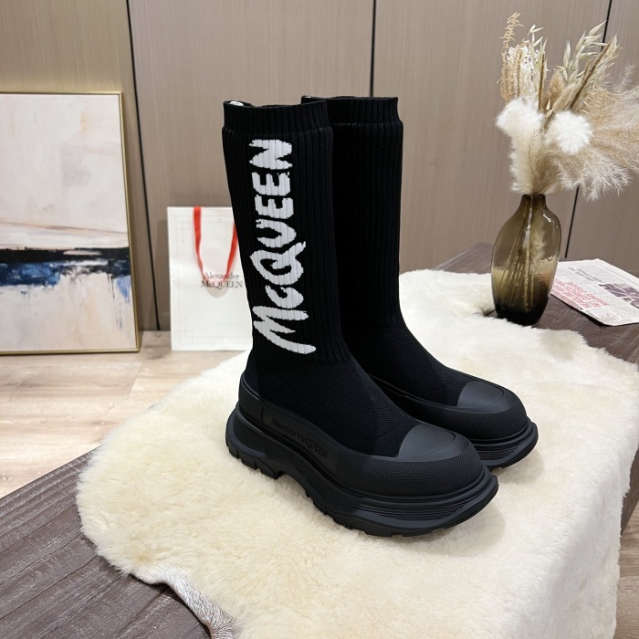 A*exander M*queen boots ( Brenndasneakers)