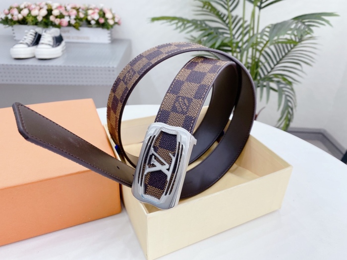 Brenndasneakers L*ouis V*uitton Belts Top Version