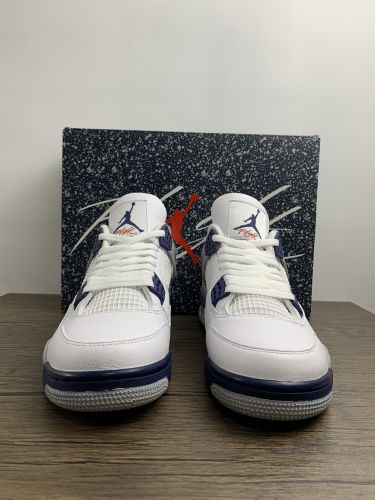 Brenndasneakers Air Jordan 4 Retro“Midnight Navy”