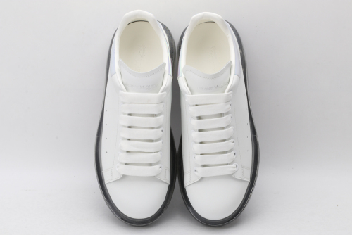 Brenndasneakers A*exander M*queen Sneaker