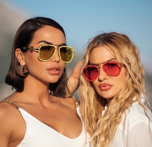 Brenndasneakers V*ersace Glasses Top