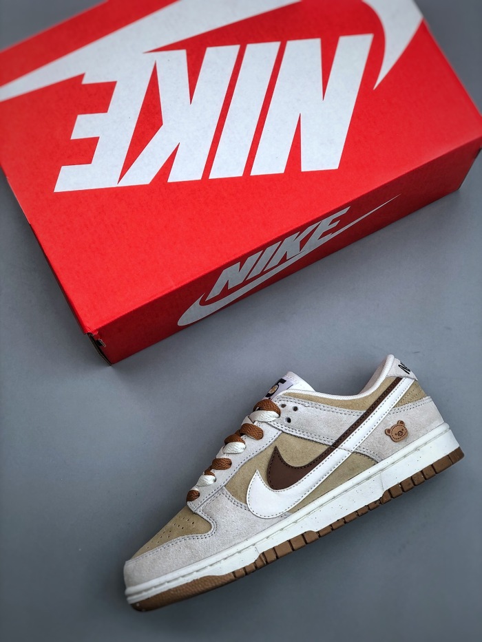 Nike SB Dunk Low (high-end)