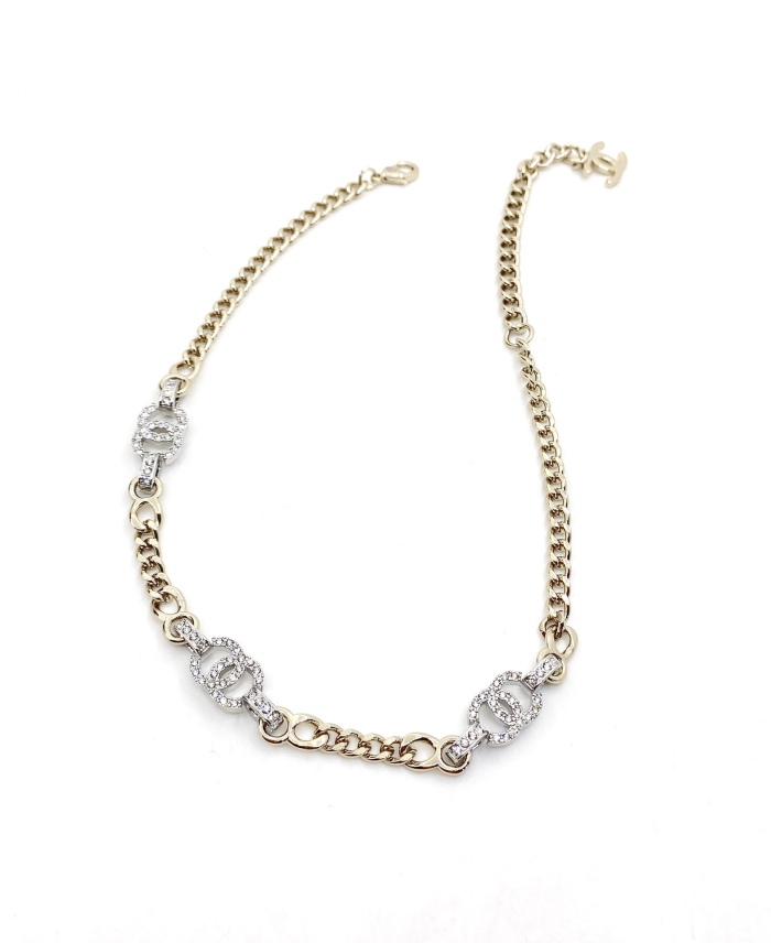 Brenndasneakers Necklace