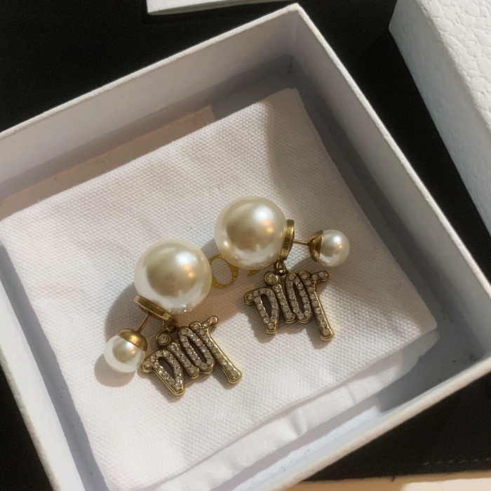 Brenndasneakers Earrings