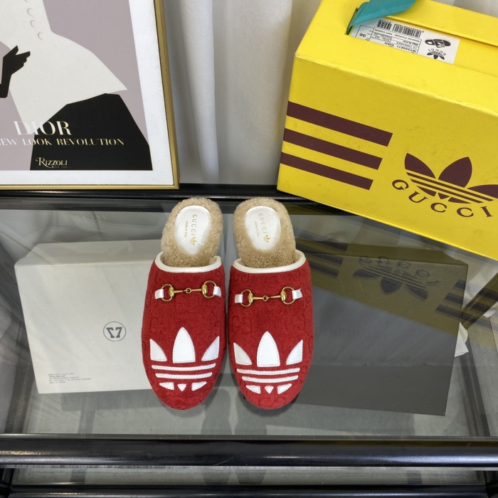 Women G*ucci A*didas Slippers (Brenndasneakers)