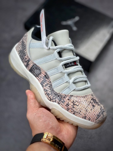 Nike Air Jordan 11 (Brenndasneakers)
