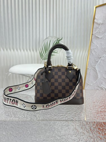 Brenndasneakers L*ouis V*uitton Top Bag 23.5*17.5*11.5cm