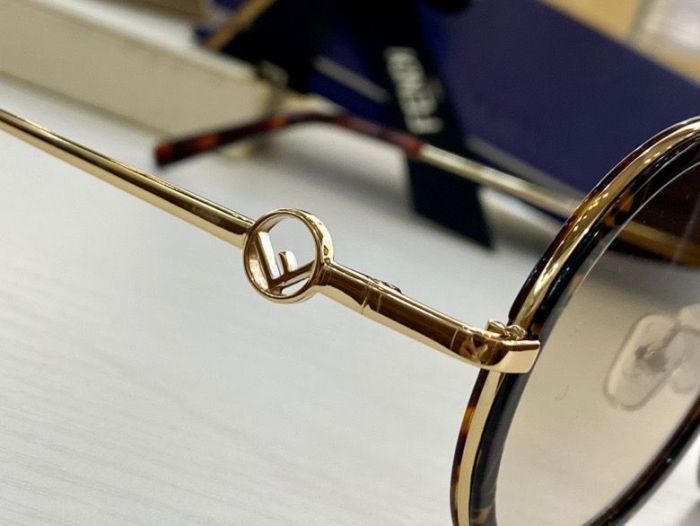 Brenndasneakers Top Quality F*endi Glasses