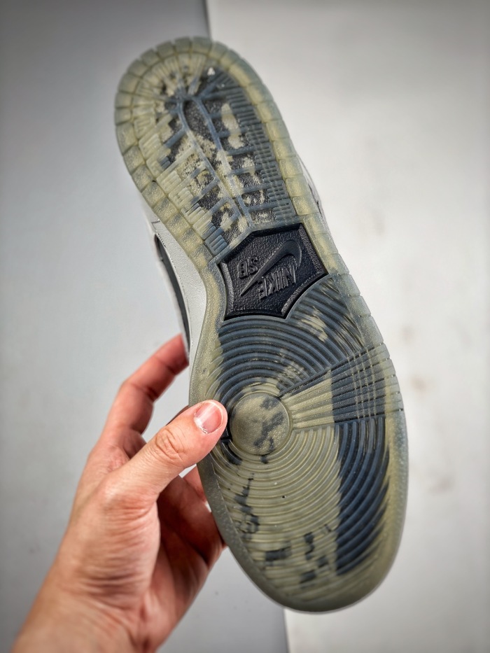 Men Women Nike SB Dunk Low (Trusted seller)