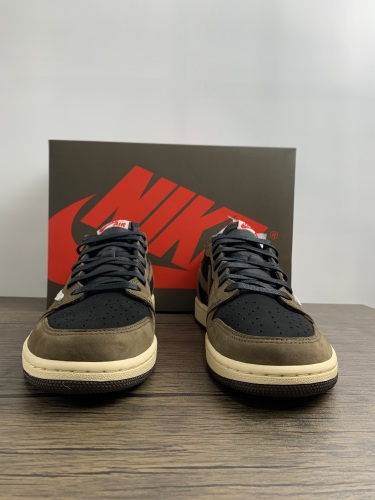 Brenndasneakers Air Jordan 1 Retro Low OG SP Travis Scott CQ4277-001