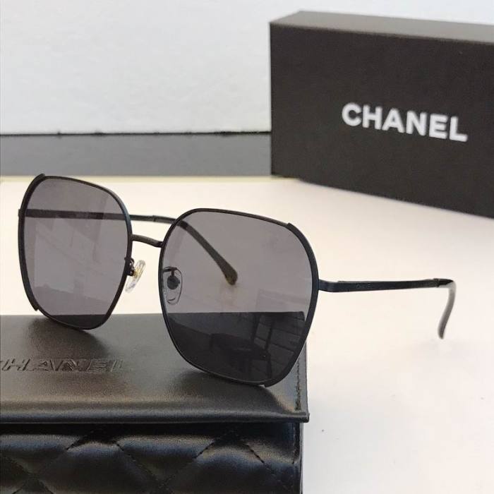 Brenndasneakers C*hanel Glasses Top