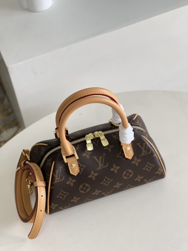 Brenndasneakers L*ouis V*uitton Bag Top Quality 23*13*14CM