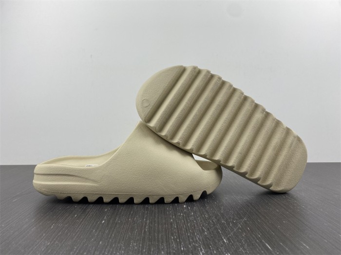 Brenndasneakers Brenndasneakers Yeezy Slide Bone FW6345