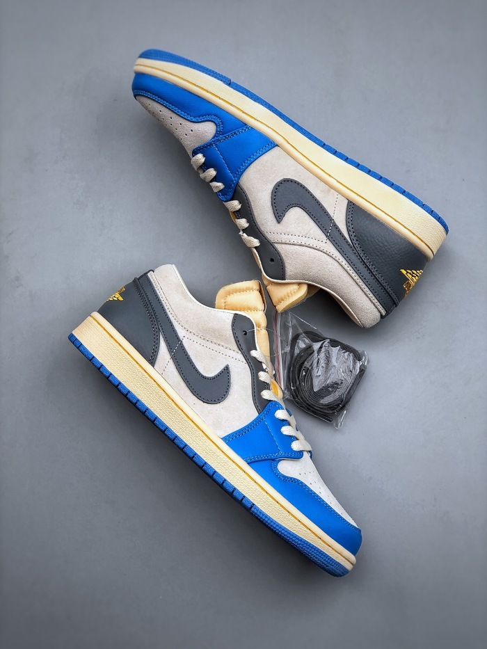 Nike Air Jordan 1 low AJ1 ( Brenndasneakers)