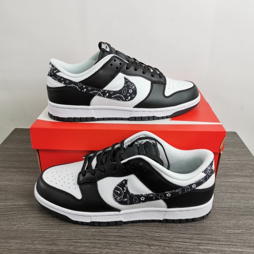 from Brenndasneakers Nike Dunk Low WMNS “Black Paisley” DH4401-100