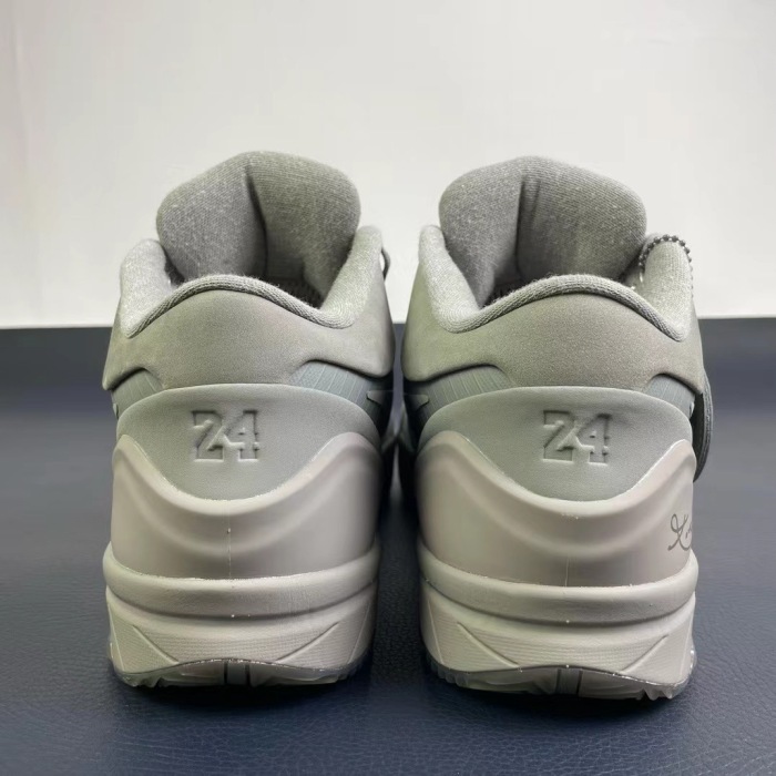 Men Nike zoom kobe 4(brenndasneakers)