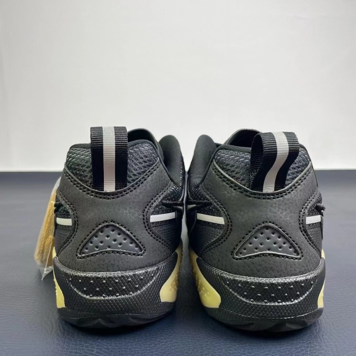 F.utura+ Nike jam (Breendasneakers)