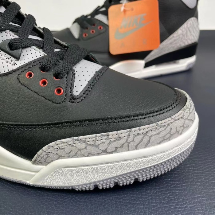 NIKE Air Jordan 3 (brenndasneakers)