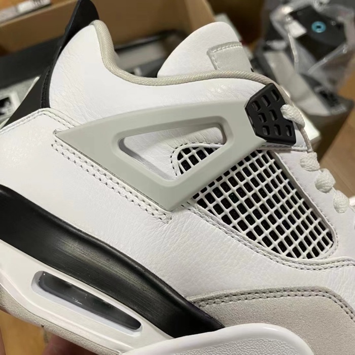 Good quality Breendasneakers Air Jordan 4