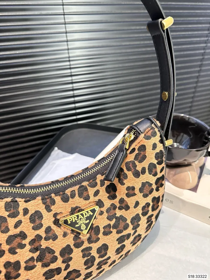 Prada Underarm Bag Leopard Color