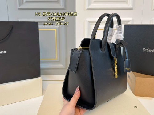 Yves Saint Laurent's new CABAS handbag 💕