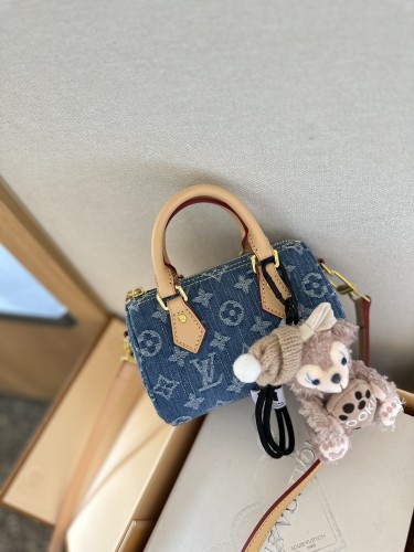 Classic monogram with light-colored handles, Lv light blue denim bag
