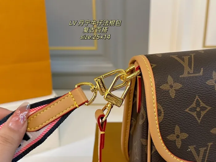 LV Louis Vuitton Diane Vintage Baguette Bag 💕