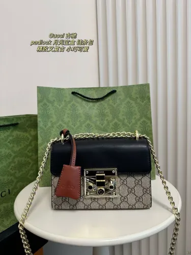 GUCCI Padlock Moonlight Box Chain Bag