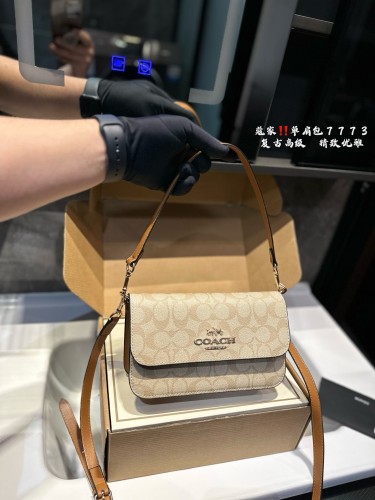 The Coach bag effortlessly embodies retro fashion