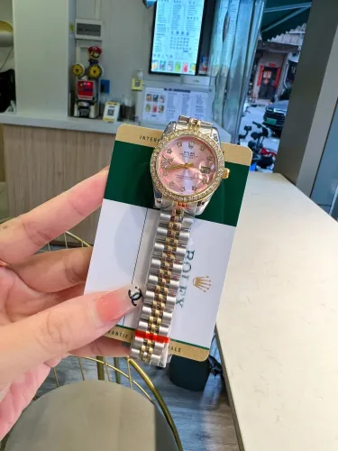 Rolex exquisite small watch with spiral back cover and diamond dial for women