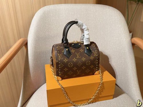 Louis Vuitton speedy trunk 20 classic vintage riveted iron horn pillow bag
