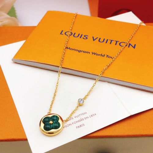 Lv Latest Green Pendant Necklace Consistent ZP Brass