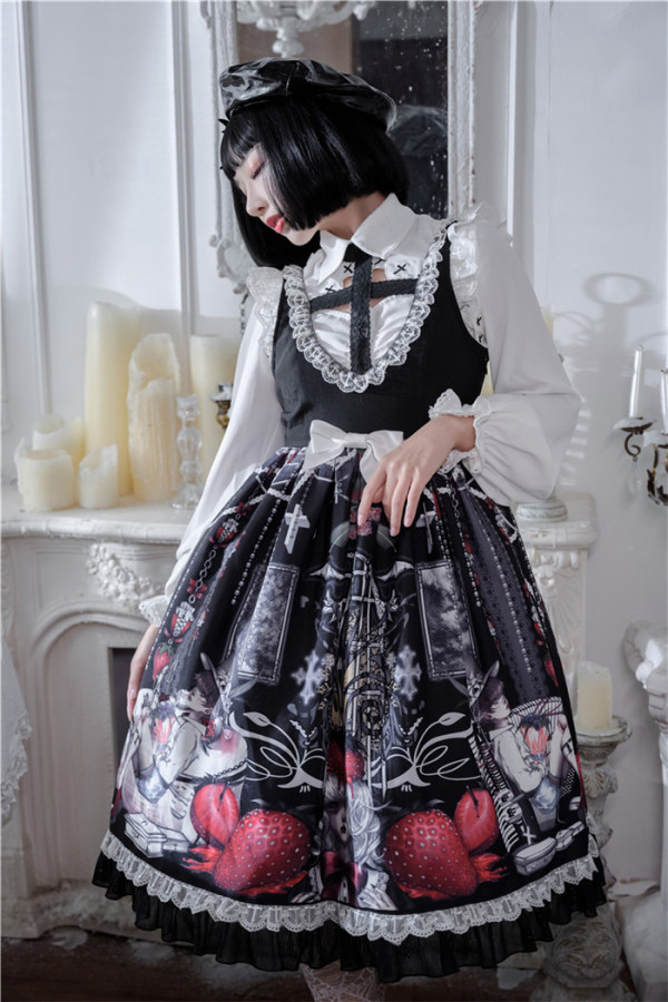 To Alice -Strawberry Vampire- Sweet Gothic Lolita JSK and Blouse