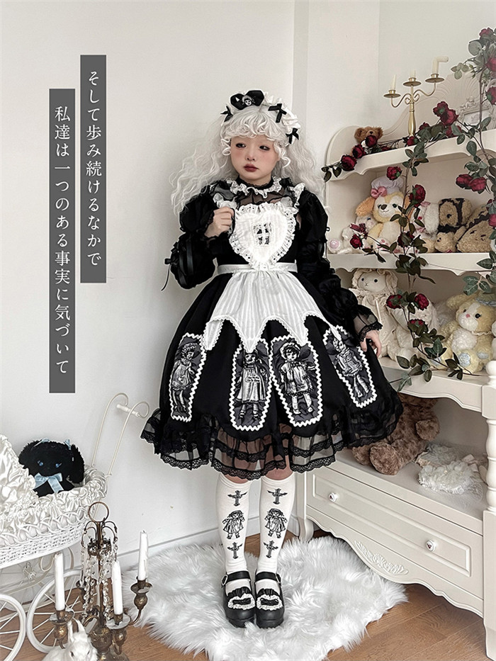Gothic sales lolita dolls