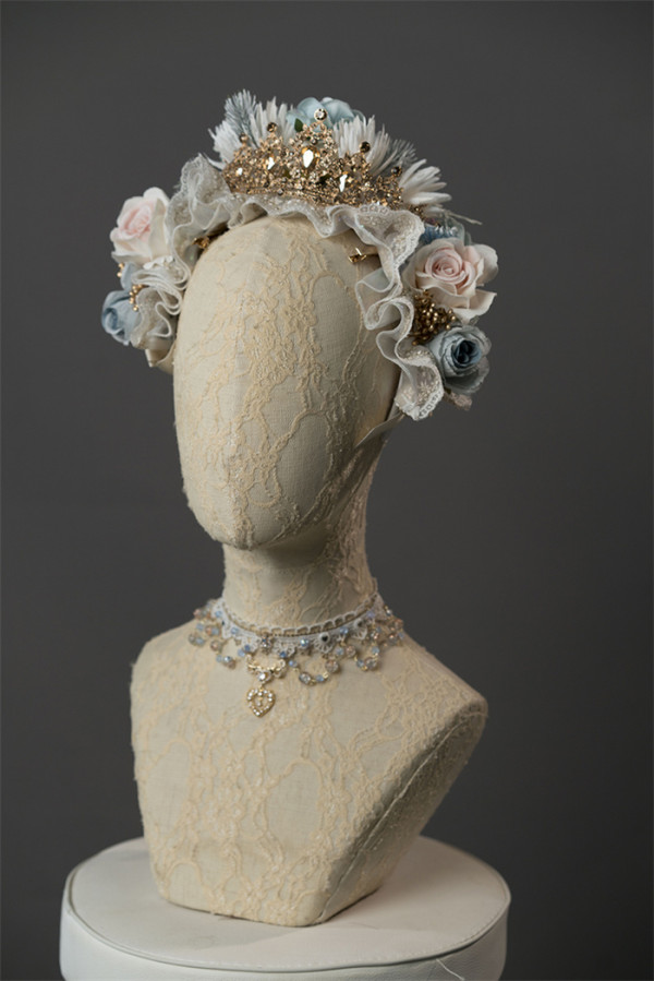 Fantastic Wind -White Queen- Embroidery Princess Classic Lolita Headdress and Necklace