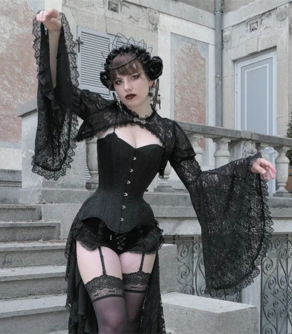 Blood X Fire- Lace Sexy Long Sleeves Gothic Lolita Bolero