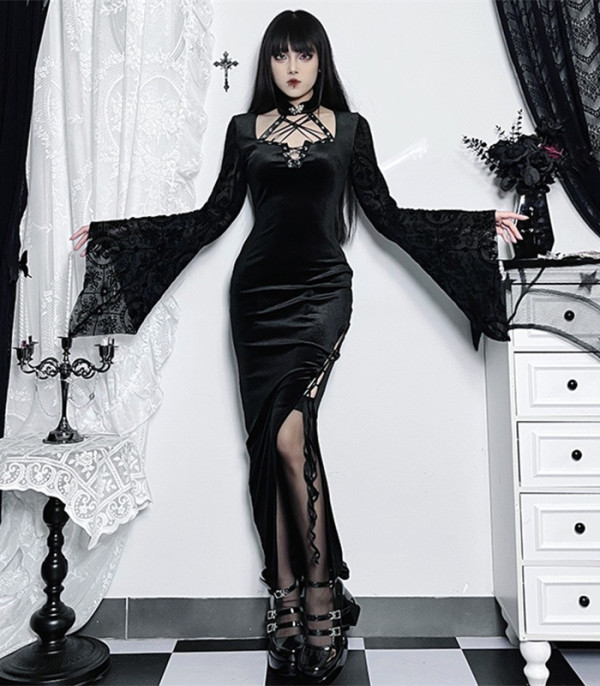 Blood X Fire- Sexy Gothic Lolita Flare Sleeve Split Dress