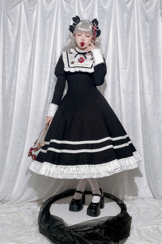 Celtic Heart - Nun Gothic Lolita OP Dress with Detachable Collar