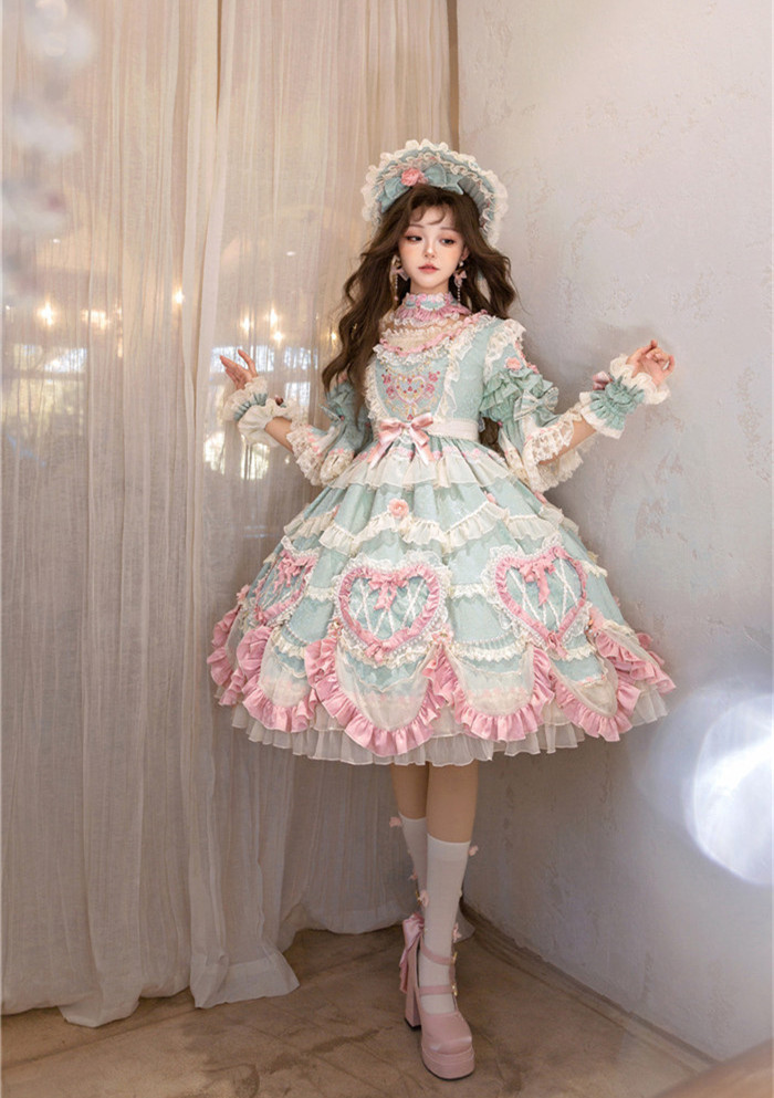 US$ 212.99 - Bramble Rose -Antique Cake- Classic Vintage Princess