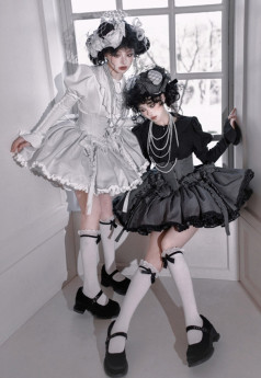CATCOCOON - Wednesday - Classic Gothic Lolita Blouse with Detachable Sleeves and Corset Skirt