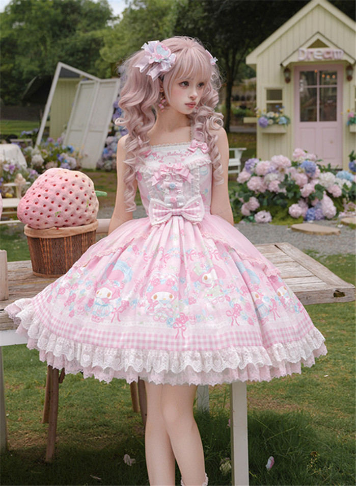 my lolita dress Melody & Cinna Pink Melody Dress / L Sizes S to L available. Does this rose dress remind