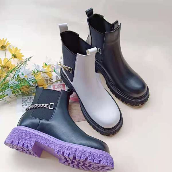 Fashionable And Comfortable Flat PU Leather Boots