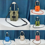 Fashion Pattern Handheld Messenger Bucket Bag