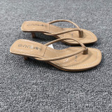 Fashionable Outerwear Flip Flops With High Heels