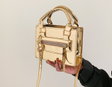 Fashion Shoulder Portable Simple Texture Messenger Bag