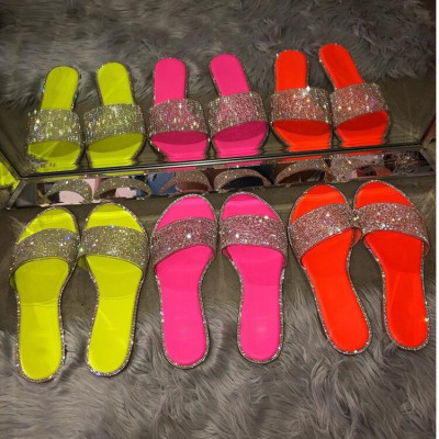 Fashion Flat Flip Flops With Rhinestone Sandals