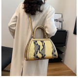 Fashionable Crocodile Pattern Shell Bag Hand-held Shoulder Crossbody Bag