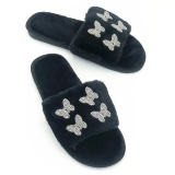 2024 Fashion Large Size Furry Slippers
